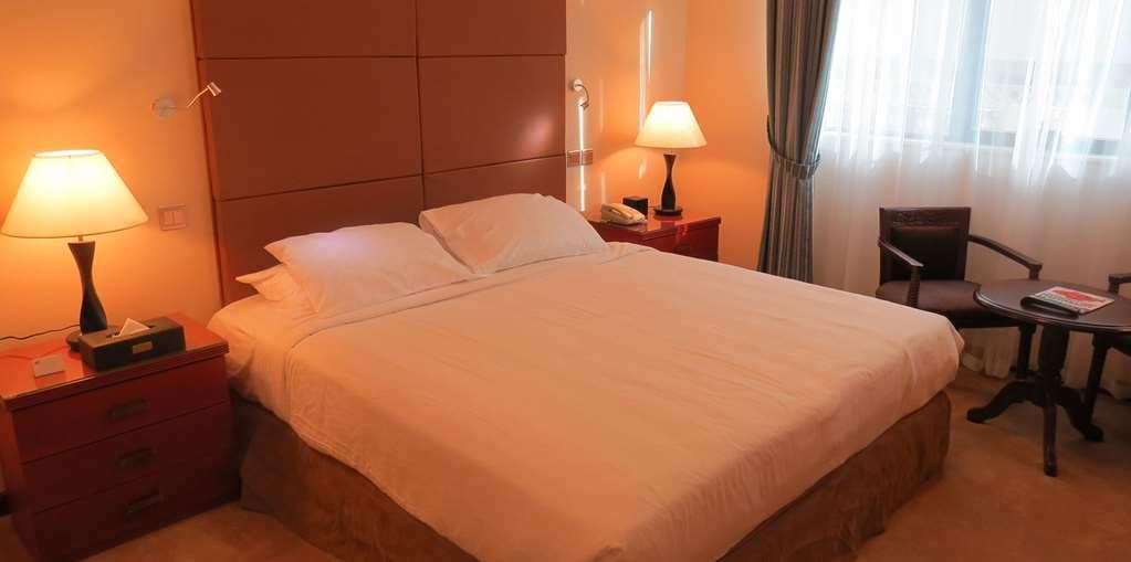 Al Jawhara Metro Hotel Дубай Стая снимка