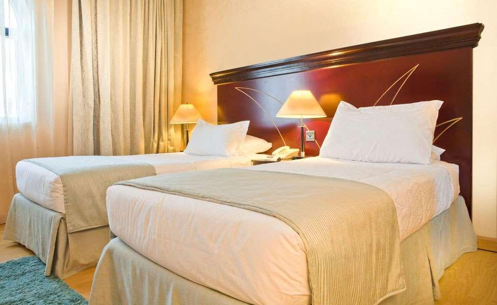 Al Jawhara Metro Hotel Дубай Стая снимка