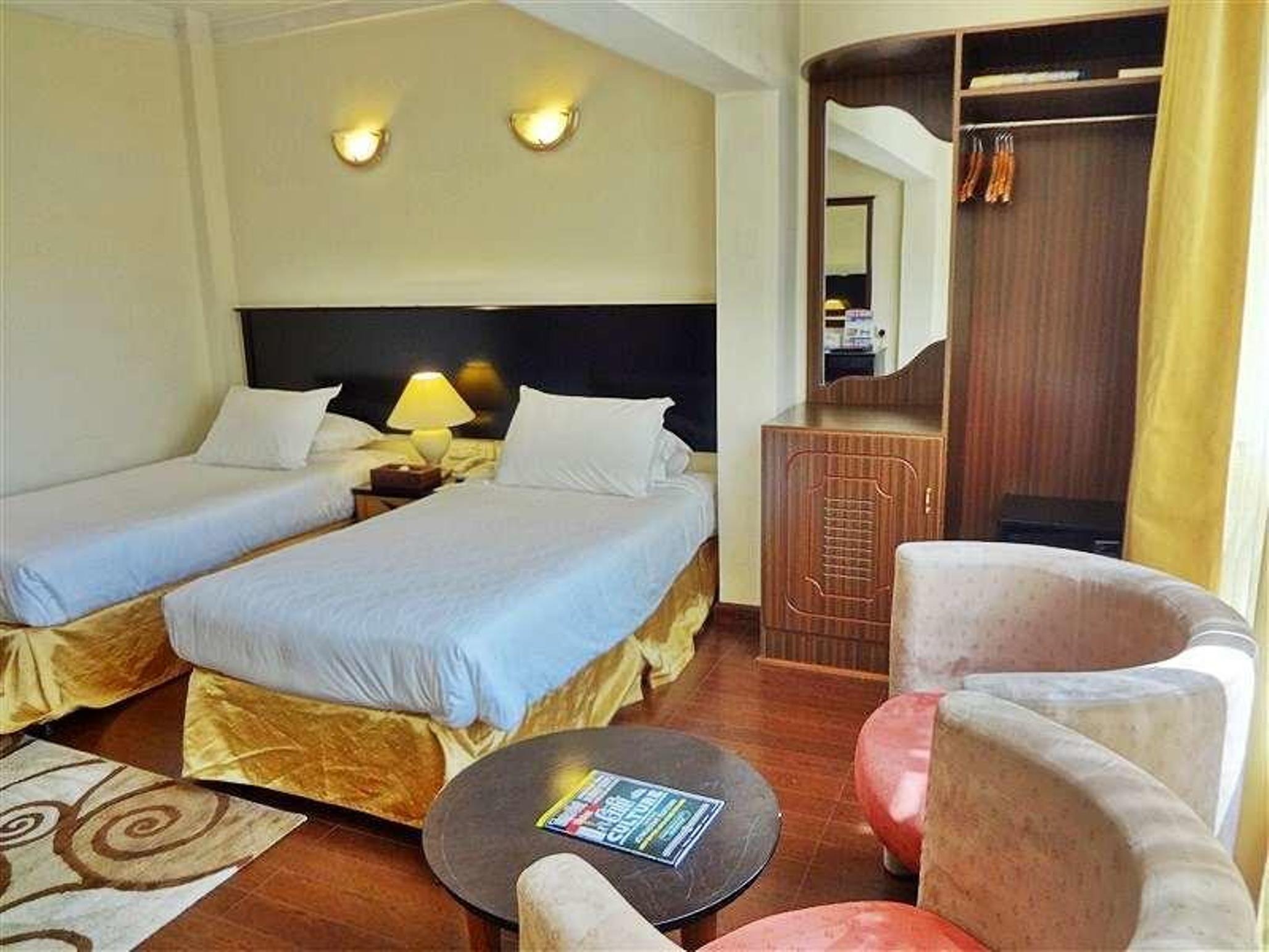 Al Jawhara Metro Hotel Дубай Екстериор снимка