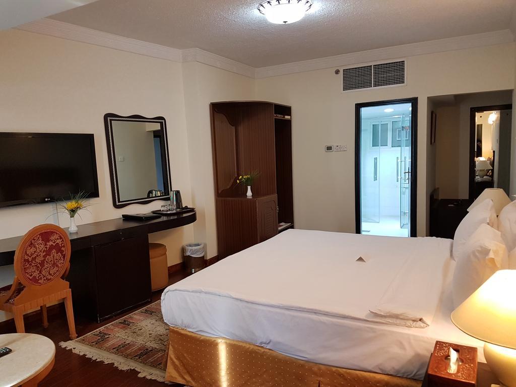Al Jawhara Metro Hotel Дубай Екстериор снимка