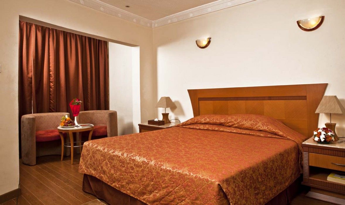 Al Jawhara Metro Hotel Дубай Екстериор снимка