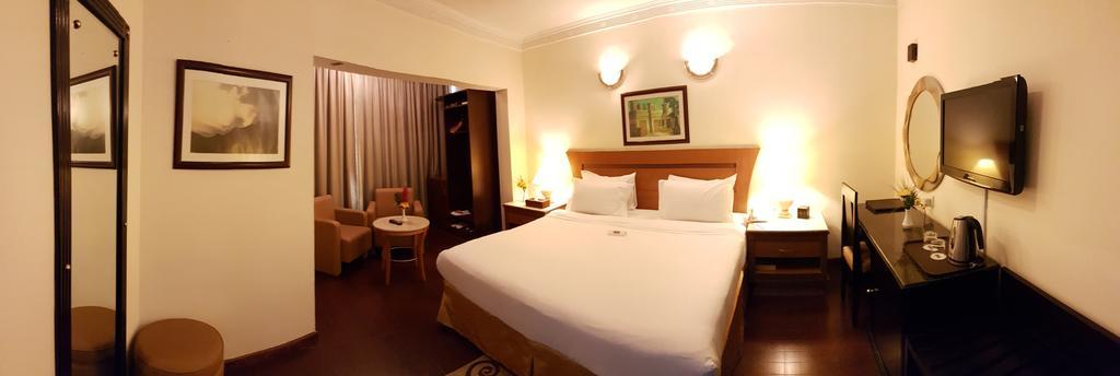 Al Jawhara Metro Hotel Дубай Екстериор снимка